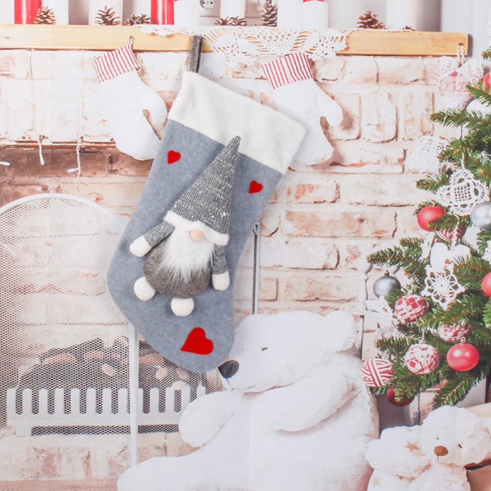 Рождественский плюшевый Санта- – обзор и цена Christmas Stocking Hanging
