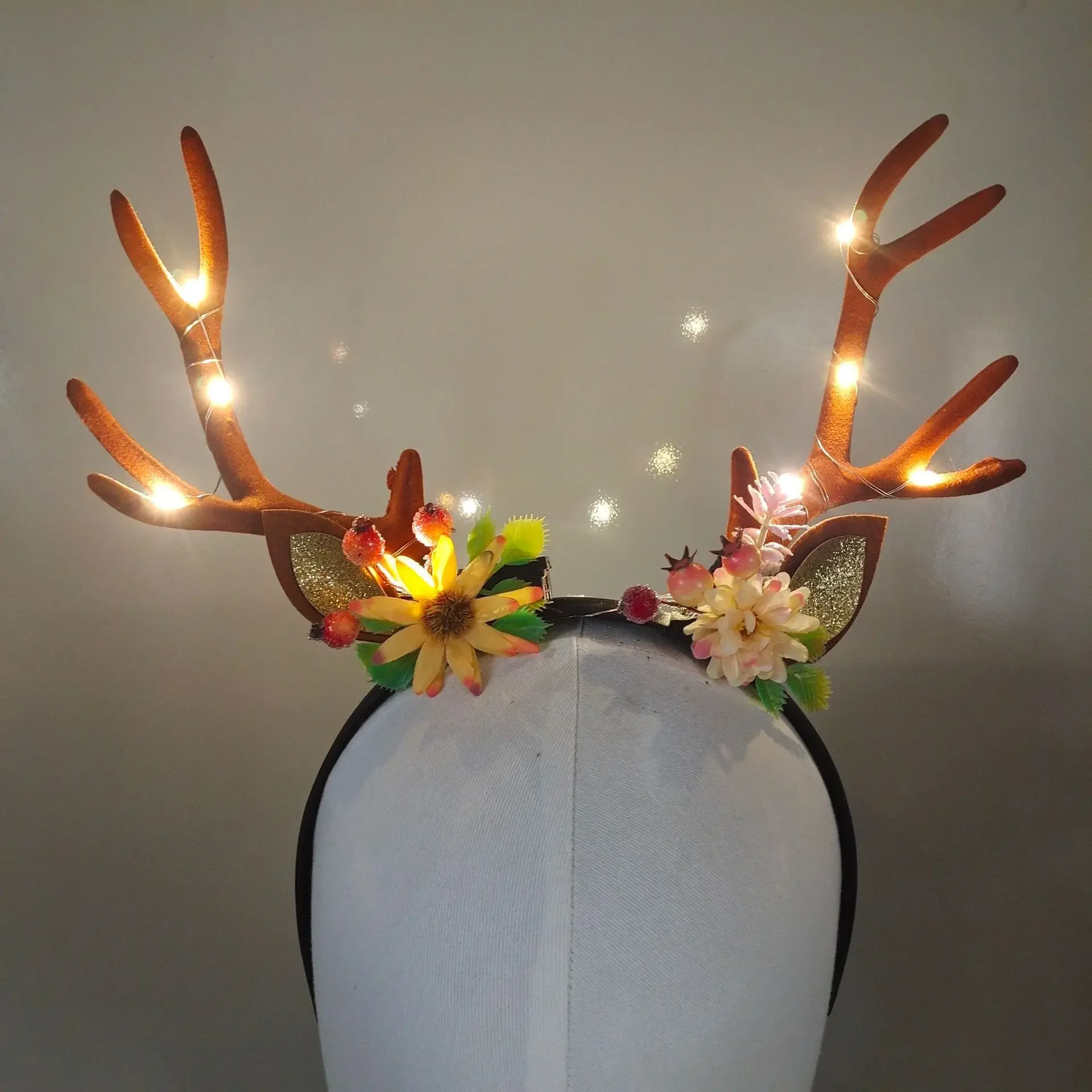 Женская светящаяся повязка на  – обзор и цена Reindeer Antlers Headband